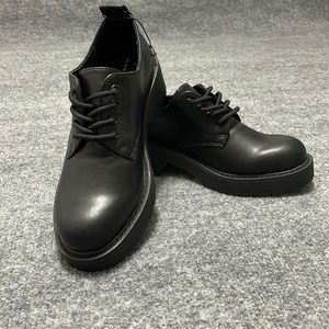 Madden Girl Platform Oxford Flats Tie Size 8 Black